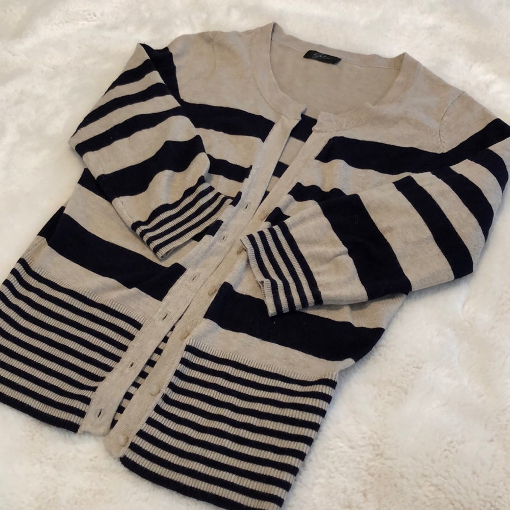 Stripped quarter sleeve cardigan